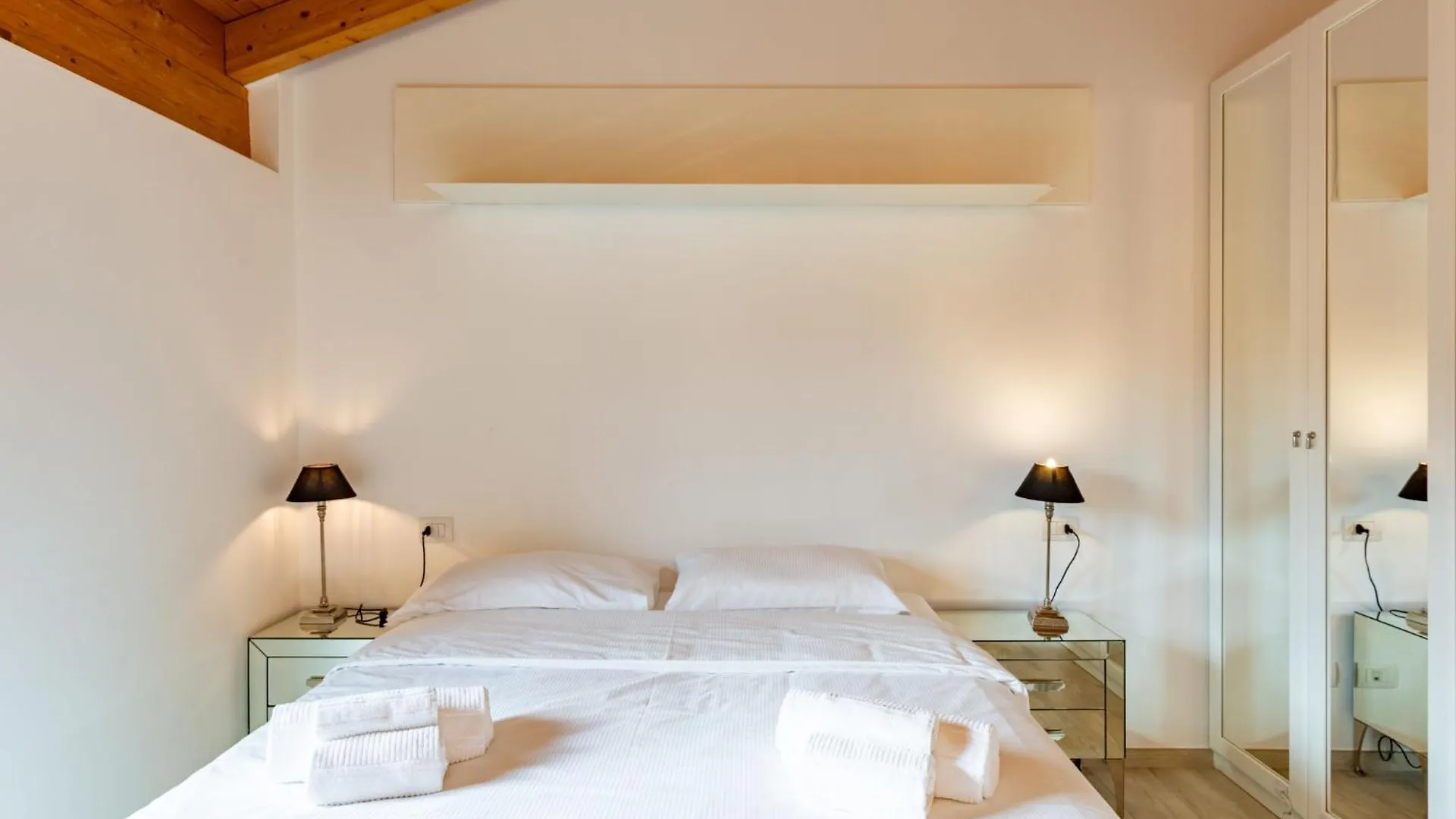Holiday Home Luxury House By Interhome Colico
