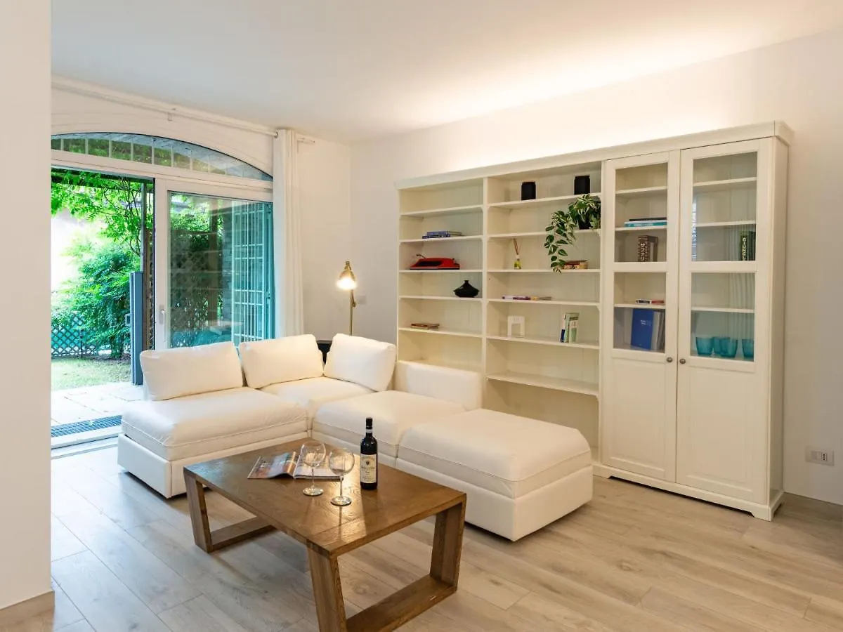 Holiday Home Luxury House By Interhome Colico